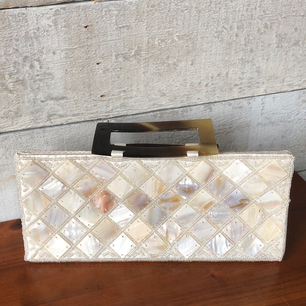Beaded Mother of Pearl Stitched Beaded lucite handles handbag - Picture 2 of 9